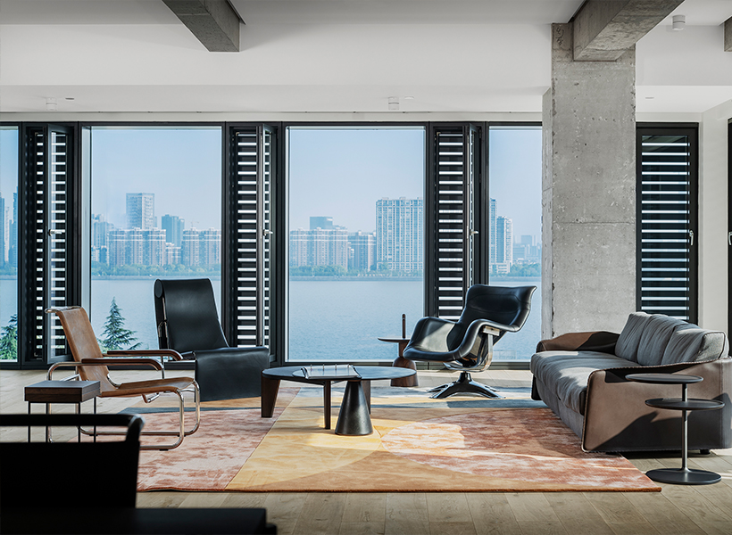 Product  -  MEW Rug in Lindi Office